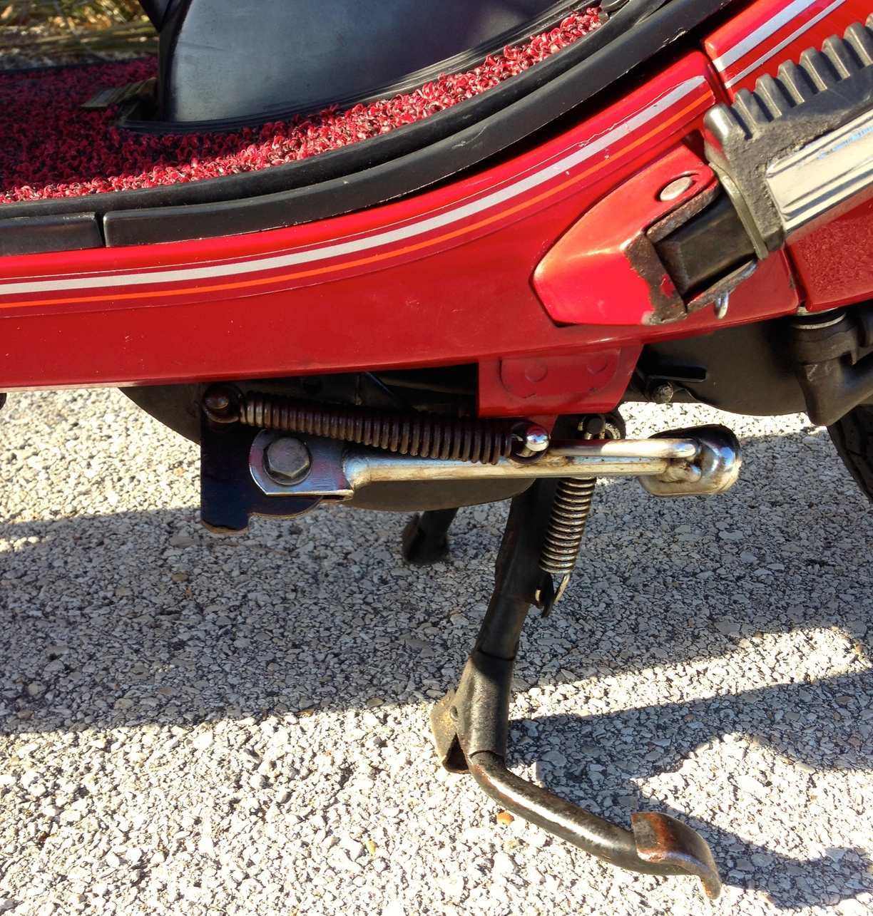 83 NH80 JDM Side Stand Up.jpg
