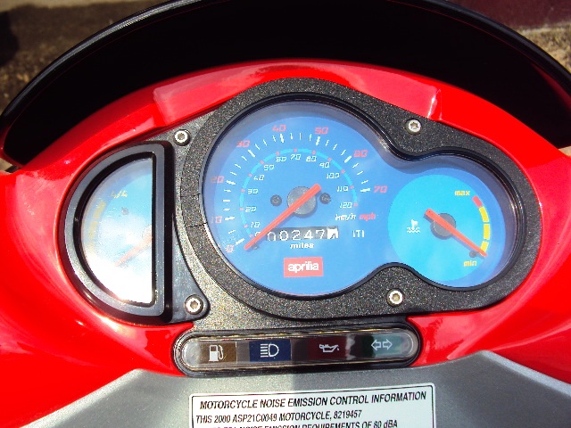 Aprilia SR50 011.JPG