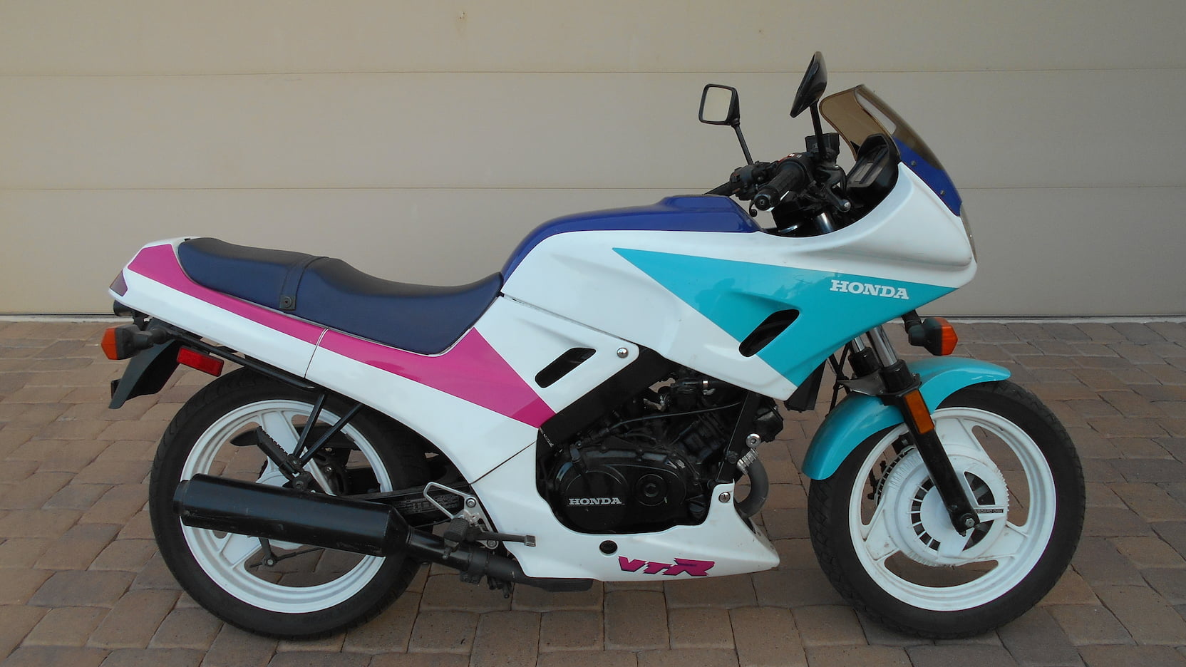 vtr250.jpg