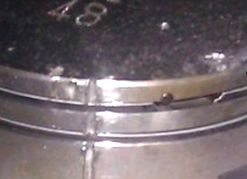 pistonDamage_1.jpg
