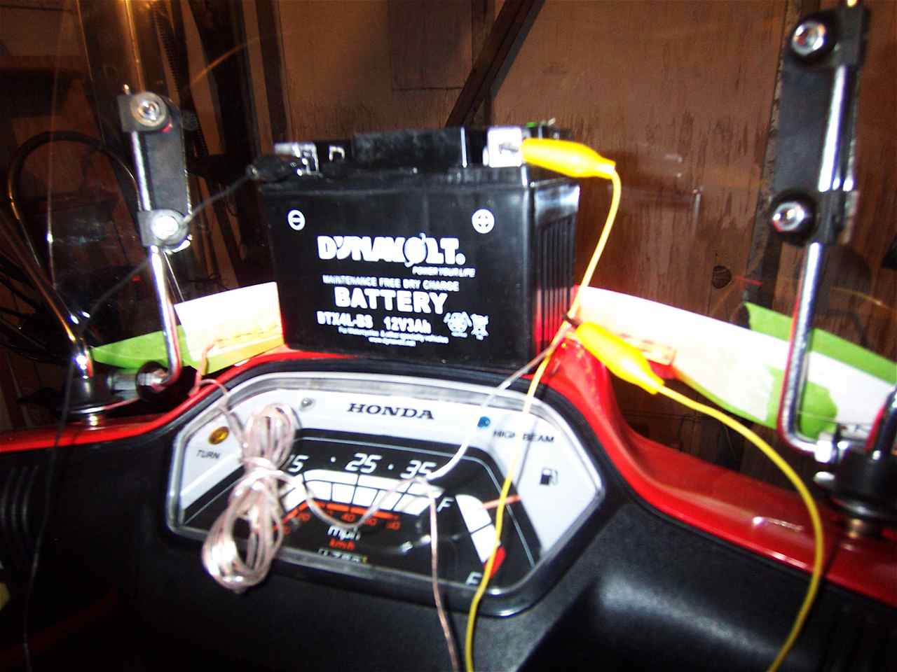 test battery and test wires