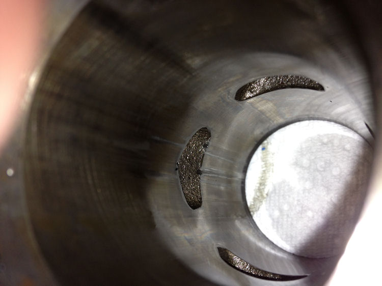 cylinder damage.jpg